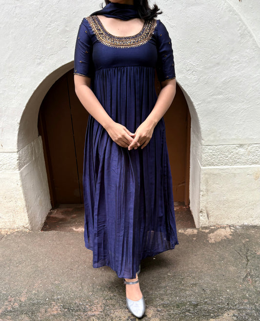 TOP WITH DUPATTA SET